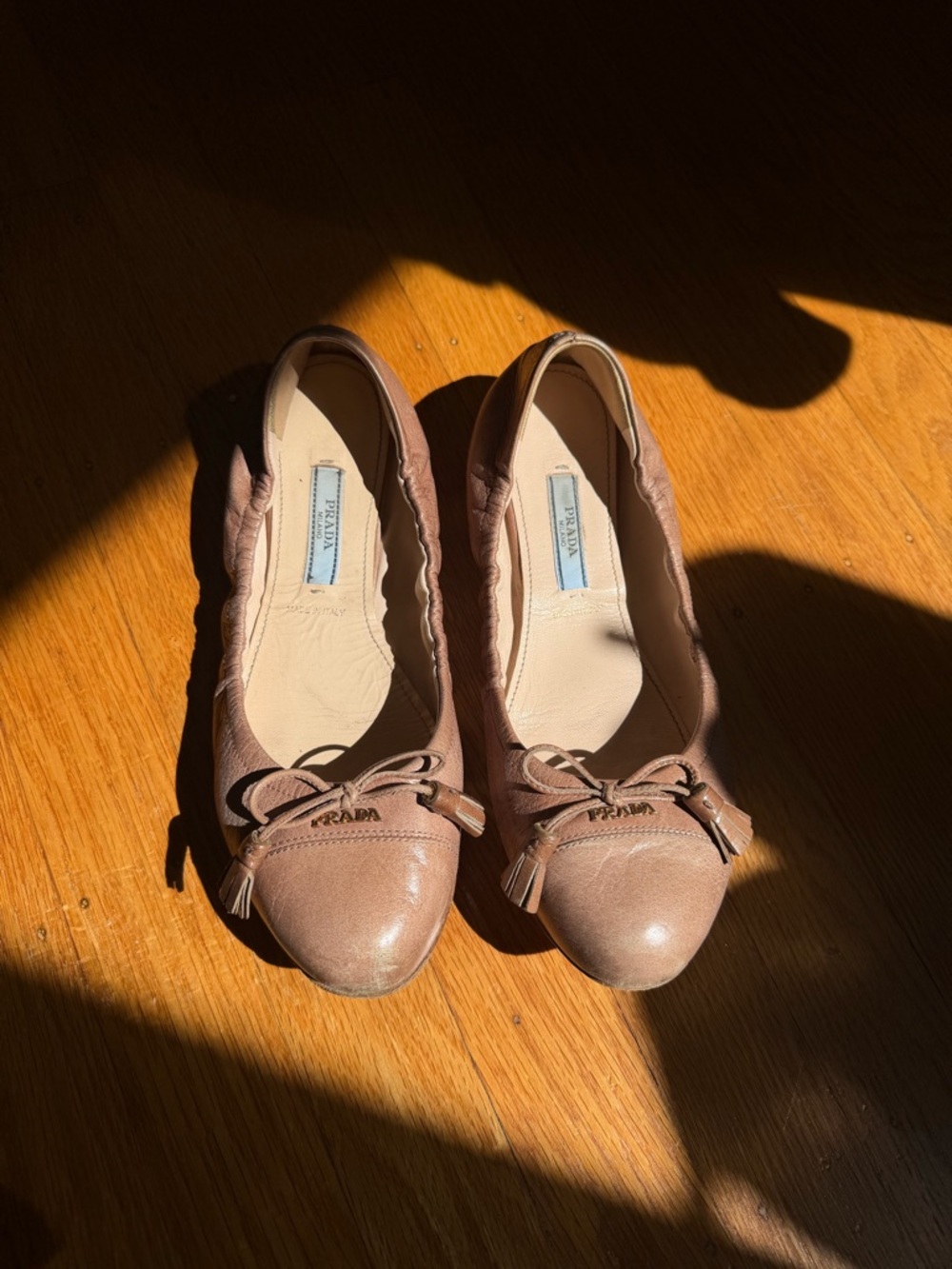 Prada Two-Tone Brown Leather Ballet Flats with Bow - Picture 2 of 6